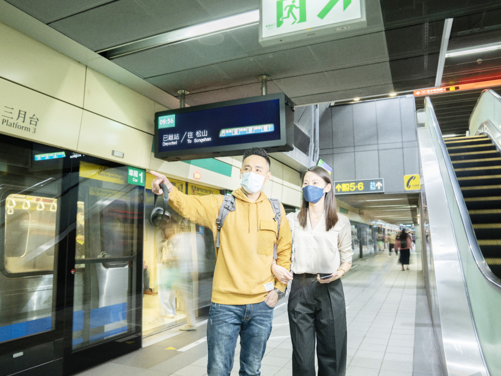 ���_�����_��֮���u��TARTAN�@ʾ������_�����\��ɽվ�������Ԫ����L�l�ͱ����c�߮��|��ɫ�����_�����\վ������µĶ���܇վ�Lò